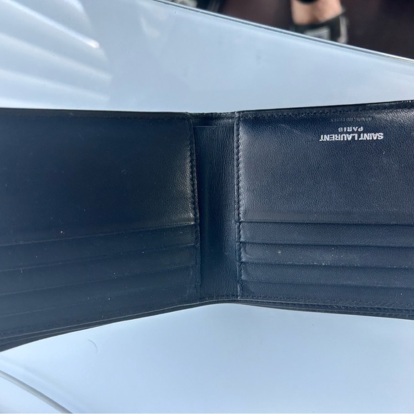 YSL single fold wallet - Picture 2 of 3